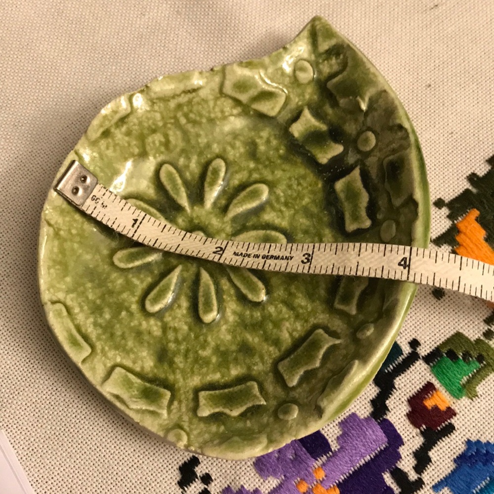 Paisley shape ceramic trinket dish - Picture 7 of 7